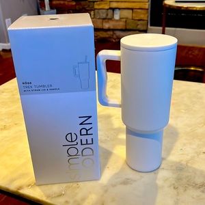 Simple modern tumbler